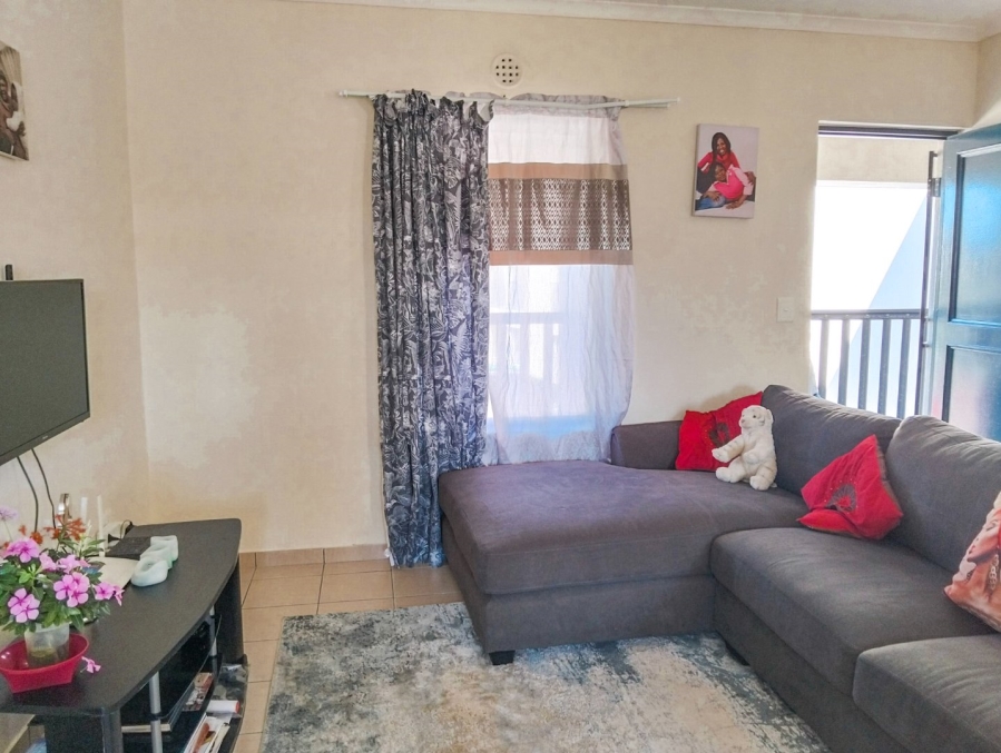 2 Bedroom Property for Sale in Parklands East Western Cape
